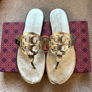 Tory Burch Spark Gold / “metallic wrinkled leather” sandals